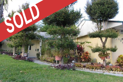 6125 LAURELWOOD